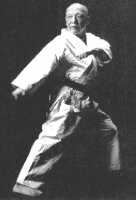 Mistr Ryusho Sakagami (1915-1993) - Itosu Kai